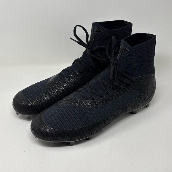 Under Armour Men’s Highlight 2.0 Mc Football Cleats Size 13.5 NWOT